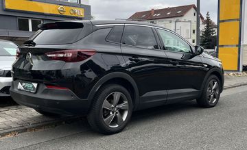 Opel Grandland X 1.2T Business Edition Automatik