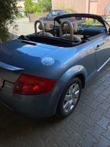 Audi TT Roadster 1.8T quattro 140 kW - - Audi TT aus 2006: Roadster