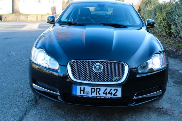 Jaguar XF 2.7 L V6 Diesel Premium Luxury Premium Luxury