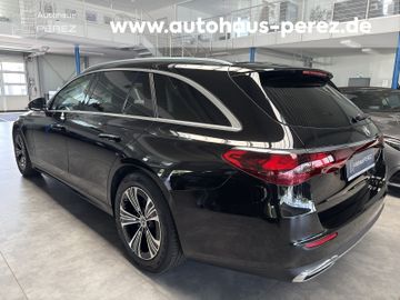 Mercedes E 200 - 3