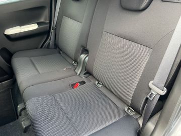 Fotografie des Suzuki Ignis Comfort Klima Kamera Allwetter SHZ