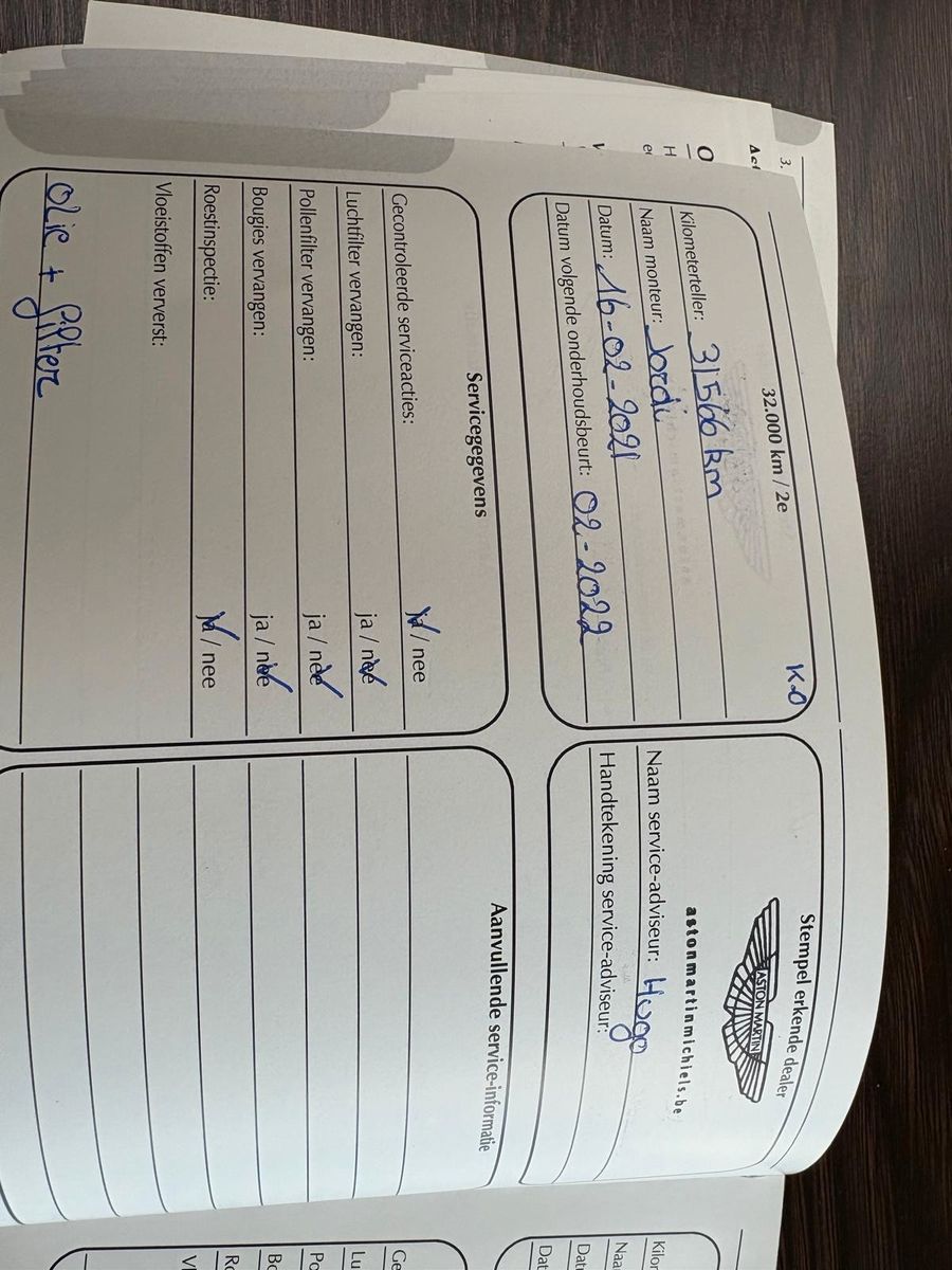 Fahrzeugabbildung Aston Martin V8 Vantage 4.0 V8 voll sehr gepflegt