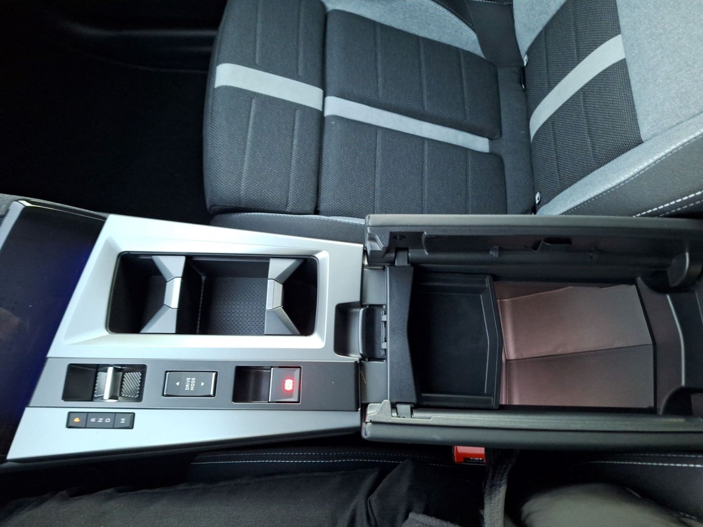 Opel Grandland (X) - Bild 24