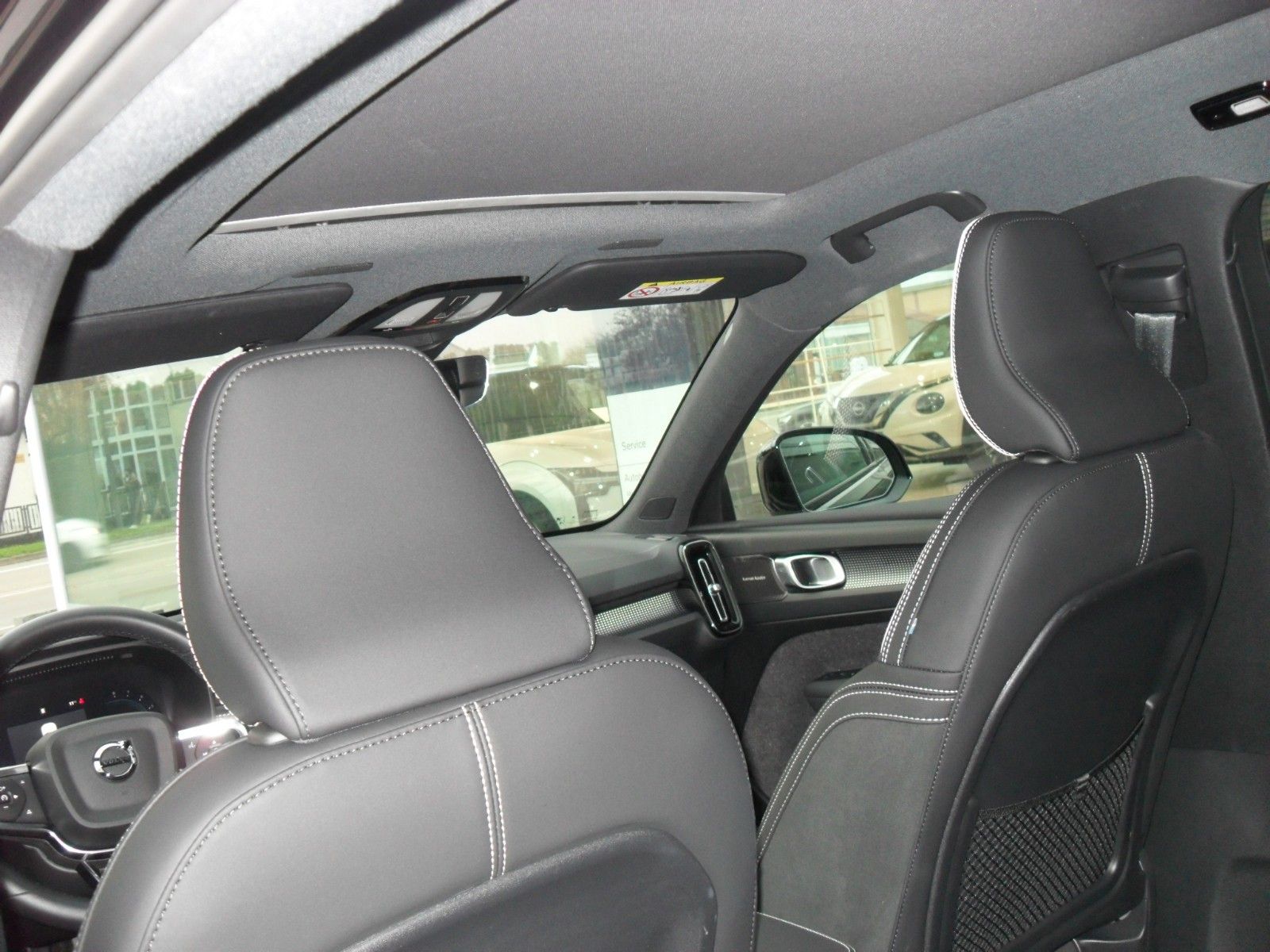 Fahrzeugabbildung Volvo XC40 B4 Plus Black Edition | 360° | Pamora.