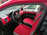 Volkswagen cross up sparsam Klima TÜV10/27 Tempomat Sitzhei