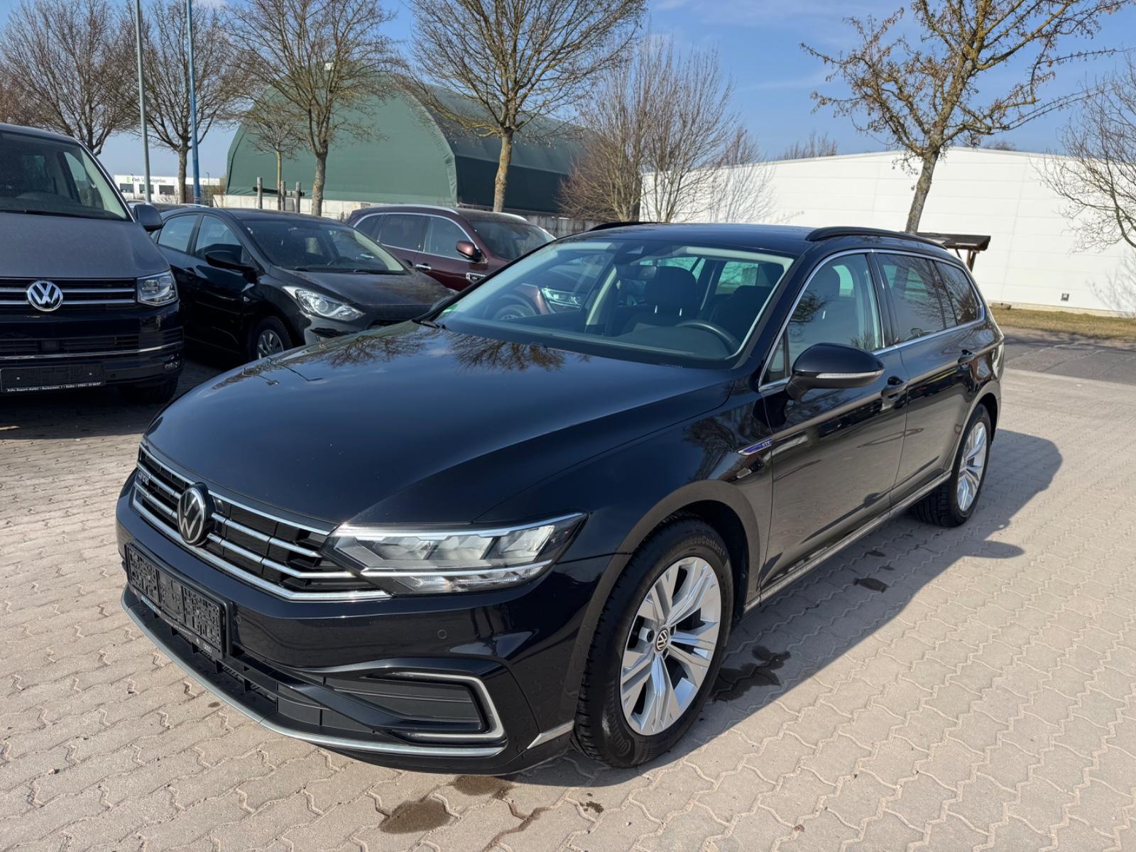 Volkswagen Passat Variant GTE 1.4 TSI DSG Navi LED Kamera