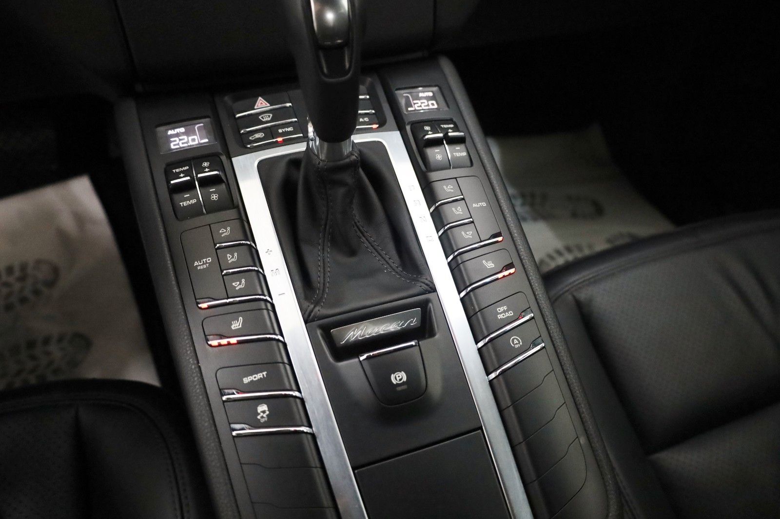 Fahrzeugabbildung Porsche Macan S Diesel,Kamera, Approved Garantie 02/27!