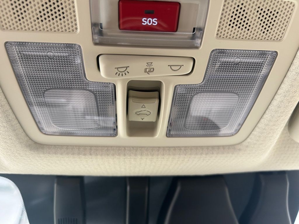 Fahrzeugabbildung Hyundai INSTER EV 49 kWh Prime 2xKlima 360 AUT KlimaA SD