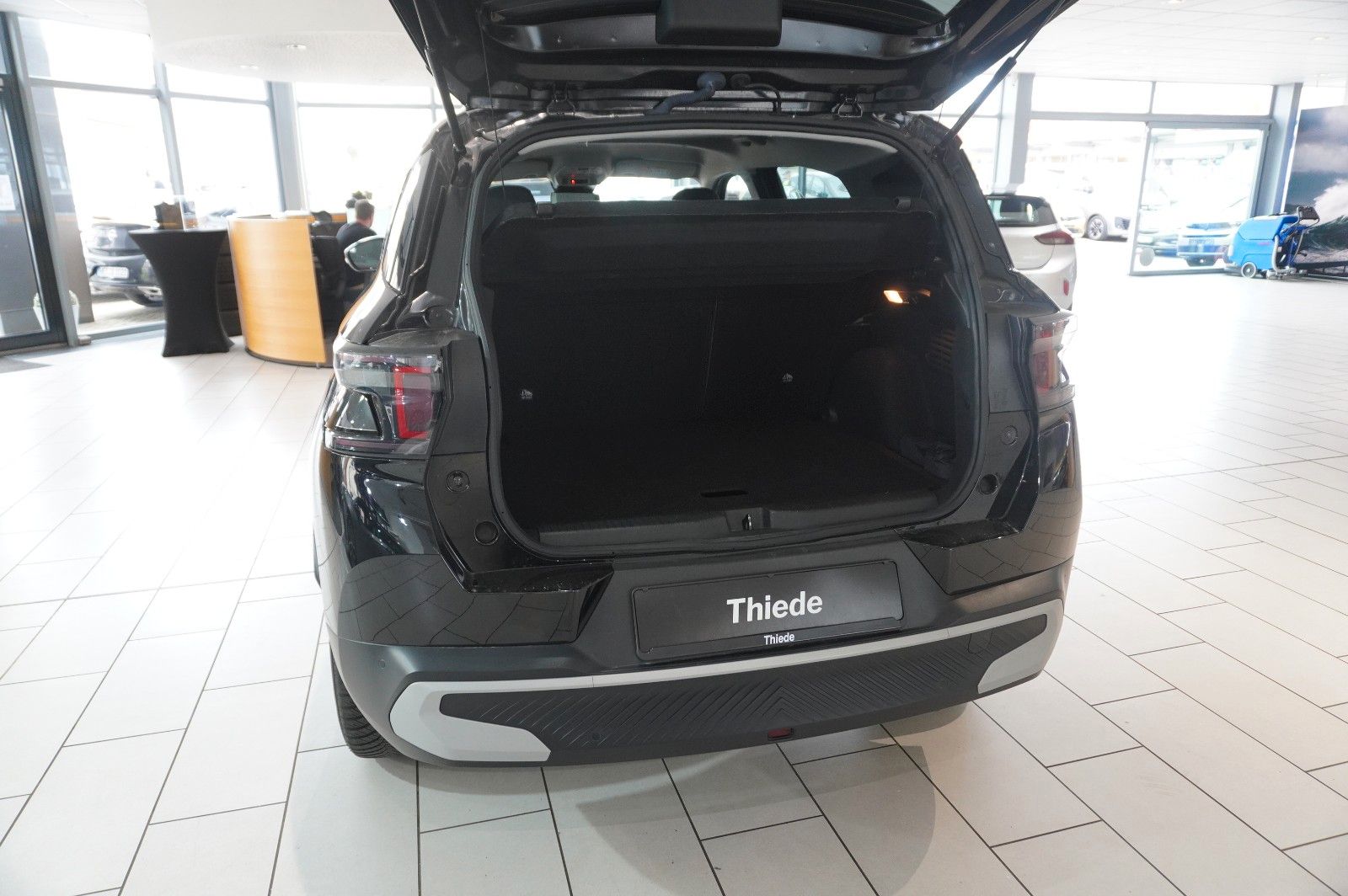Fahrzeugabbildung Citroën C3 Aircross 1.2 HYBRID PLUS DSC NAVI/LED/KAMERA