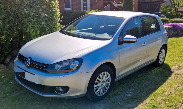 Volkswagen Golf VI, Winterpaket, 8-fach bereift