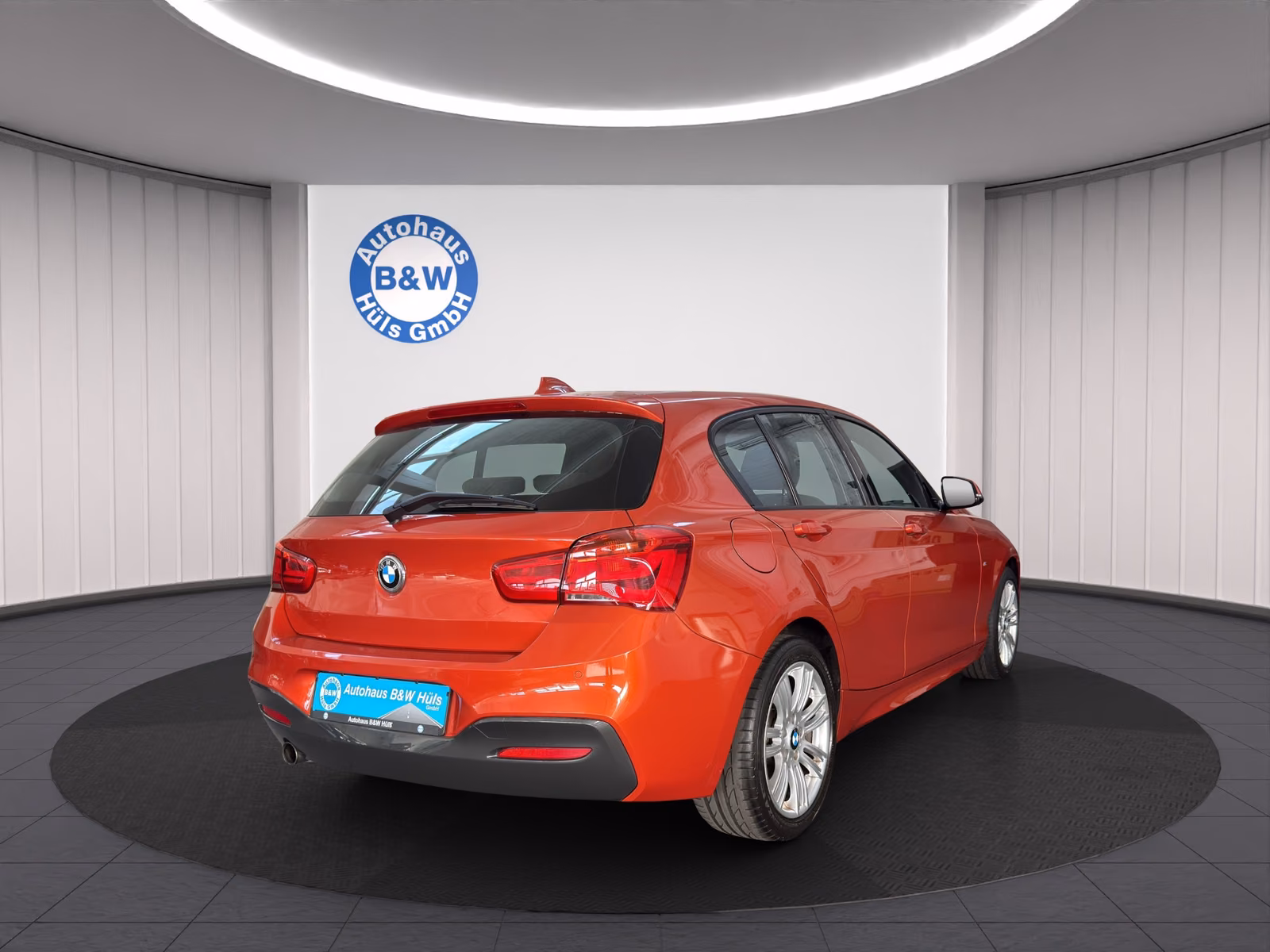 BMW 118 i M Sport*1.Hand*KLIMA*NAVI*LED*PDC*SHZ*