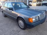 Mercedes-Benz MB 190  2.5 Diesel  69 KW 5 gang - Mercedes-Benz 190 mit Diesel-Antrieb: 2.5