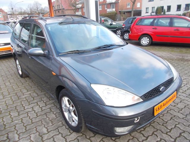 Ford Focus 1.8 Ghia WENIG KM 1.Hd TÜV ZR NEU