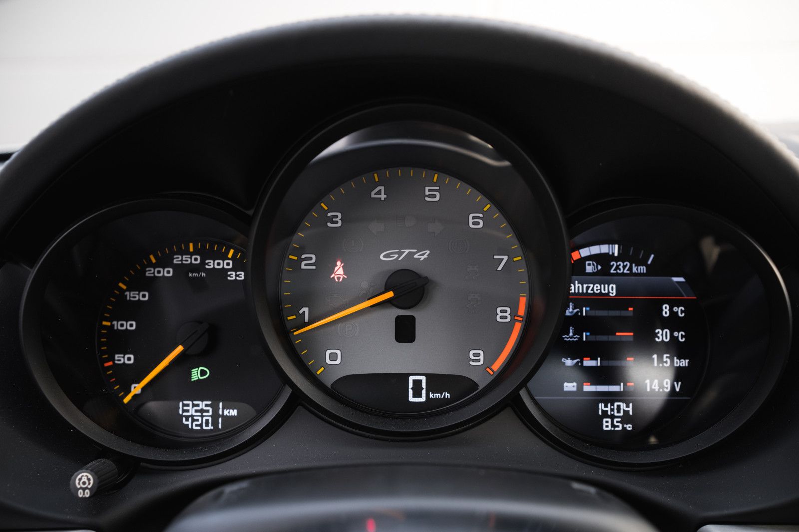 Fahrzeugabbildung Porsche Cayman 981 GT4- prom. Vorbesitz - MR Kit - 460PS