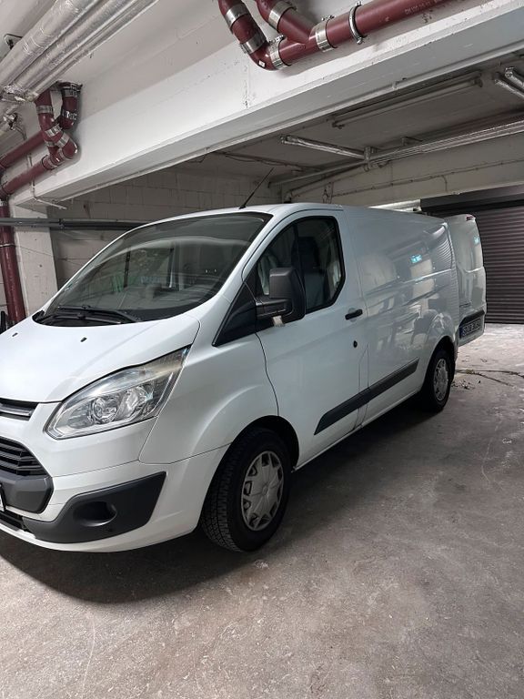 Image of Ford Transit Custom