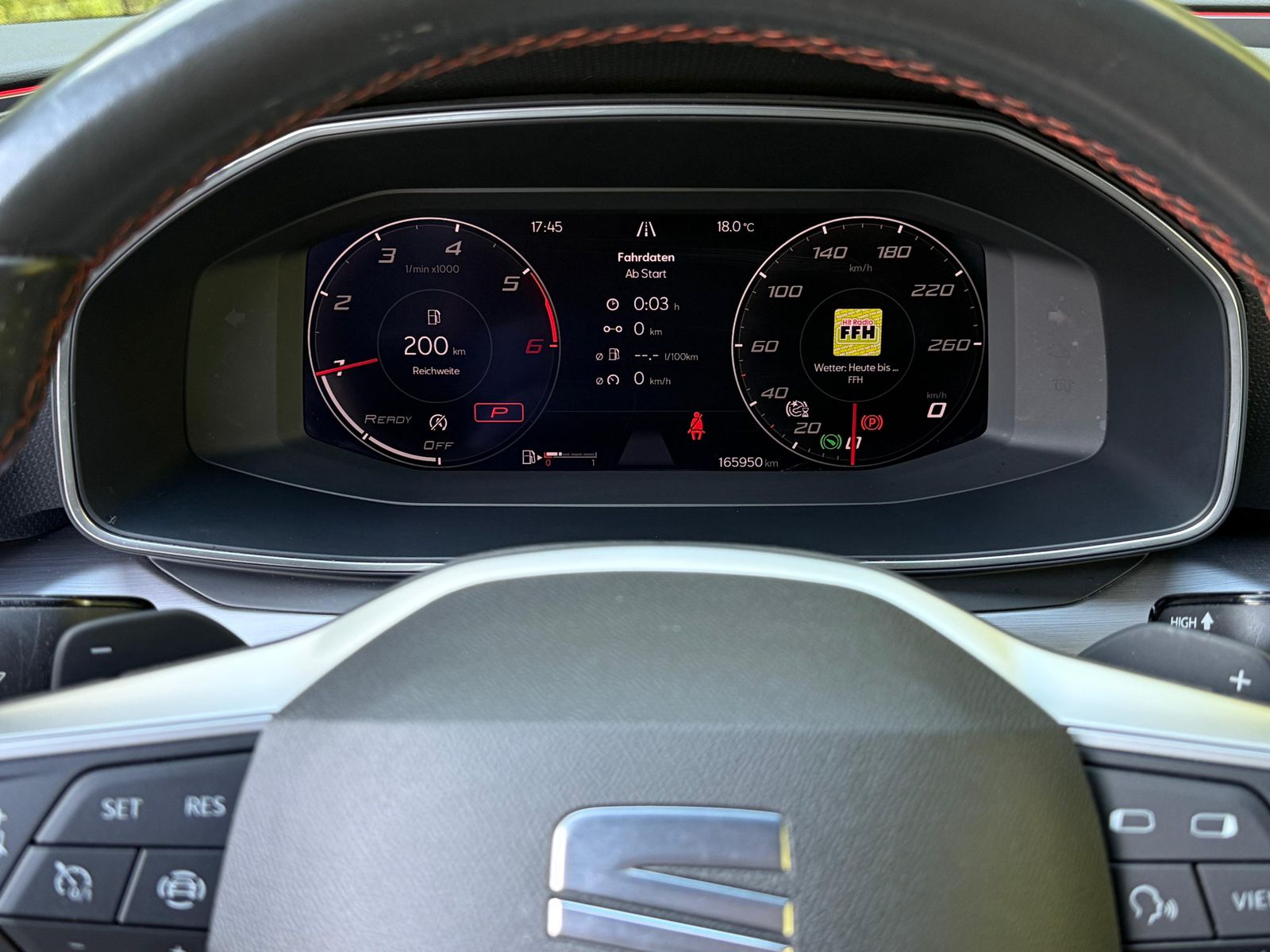Fahrzeugabbildung SEAT Leon ST 2.0TDI DSG FR-Line LED+SHZ+VIRT+ACC+MEMO