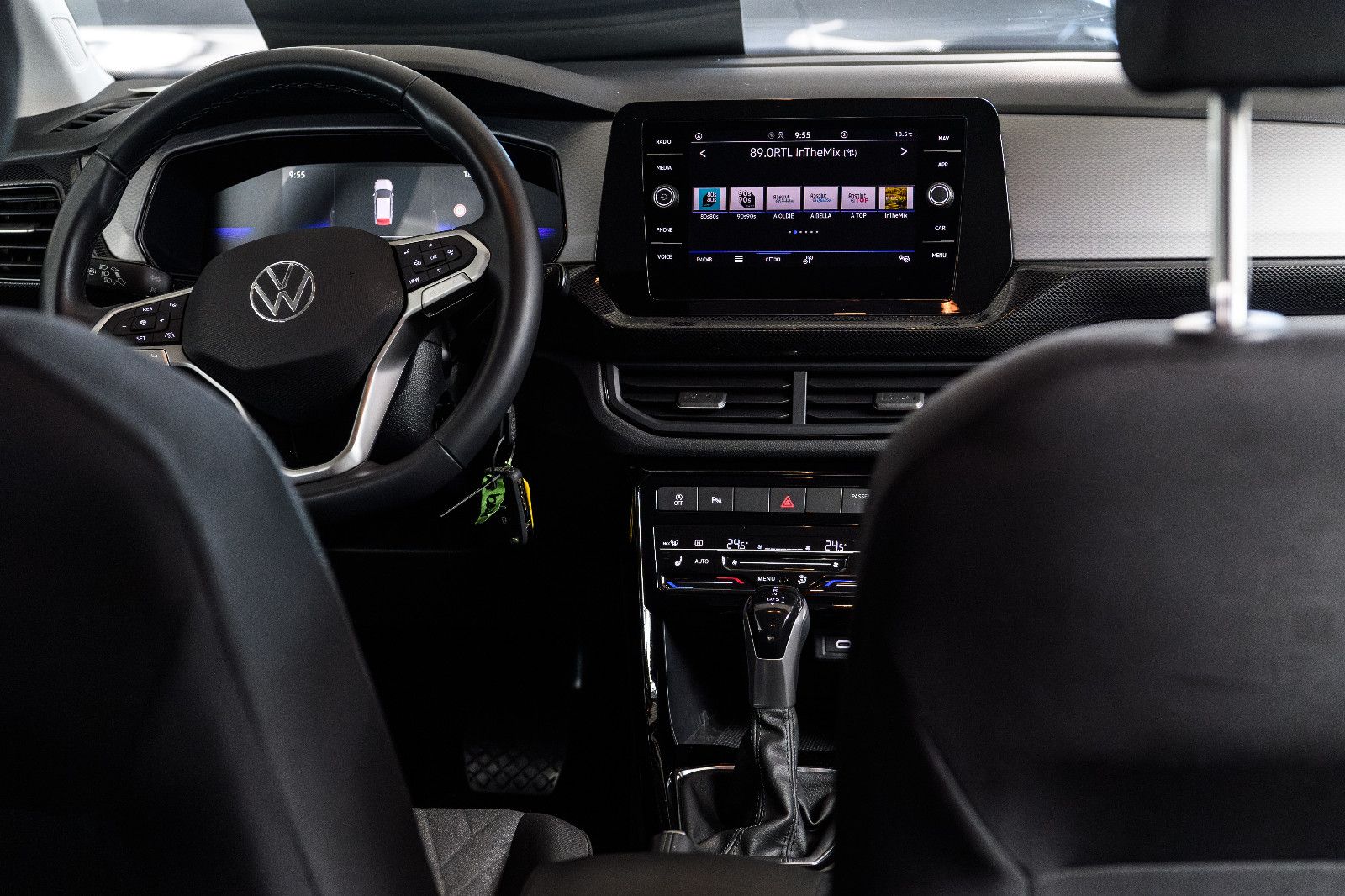 Fahrzeugabbildung Volkswagen T-Cross Life 1.0 TSI DSG LED+SHZ+ACC+APP+5 J.GAR