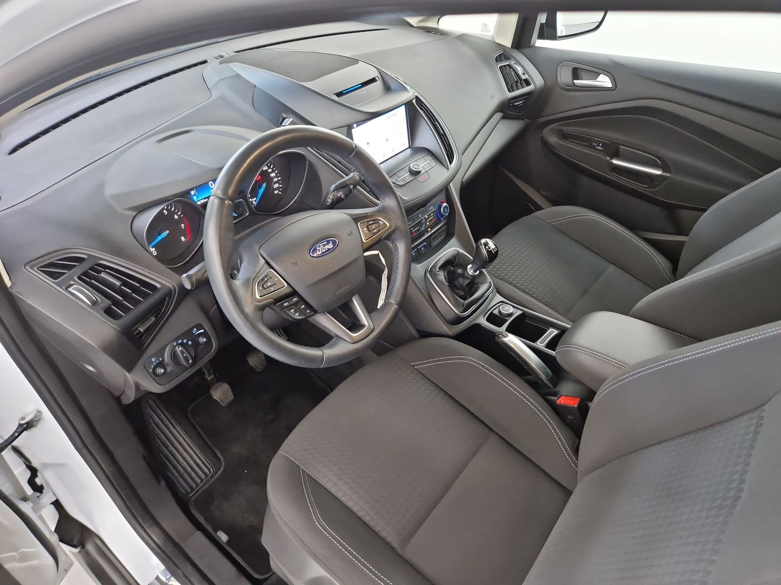 FORD C-Max  1.0 EcoBoost Cool &amp; Connect Navi Klima SHZ – Bild 34