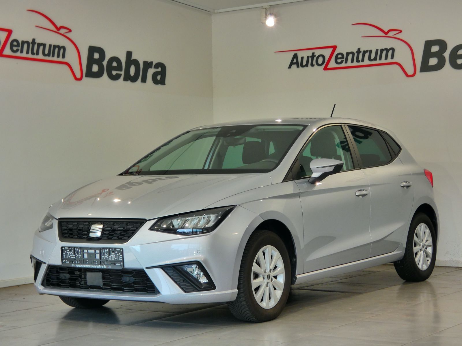 SEAT Ibiza 1.0 TSI Style LED/Navi/SHZ/PDC/Alu/Tempom.
