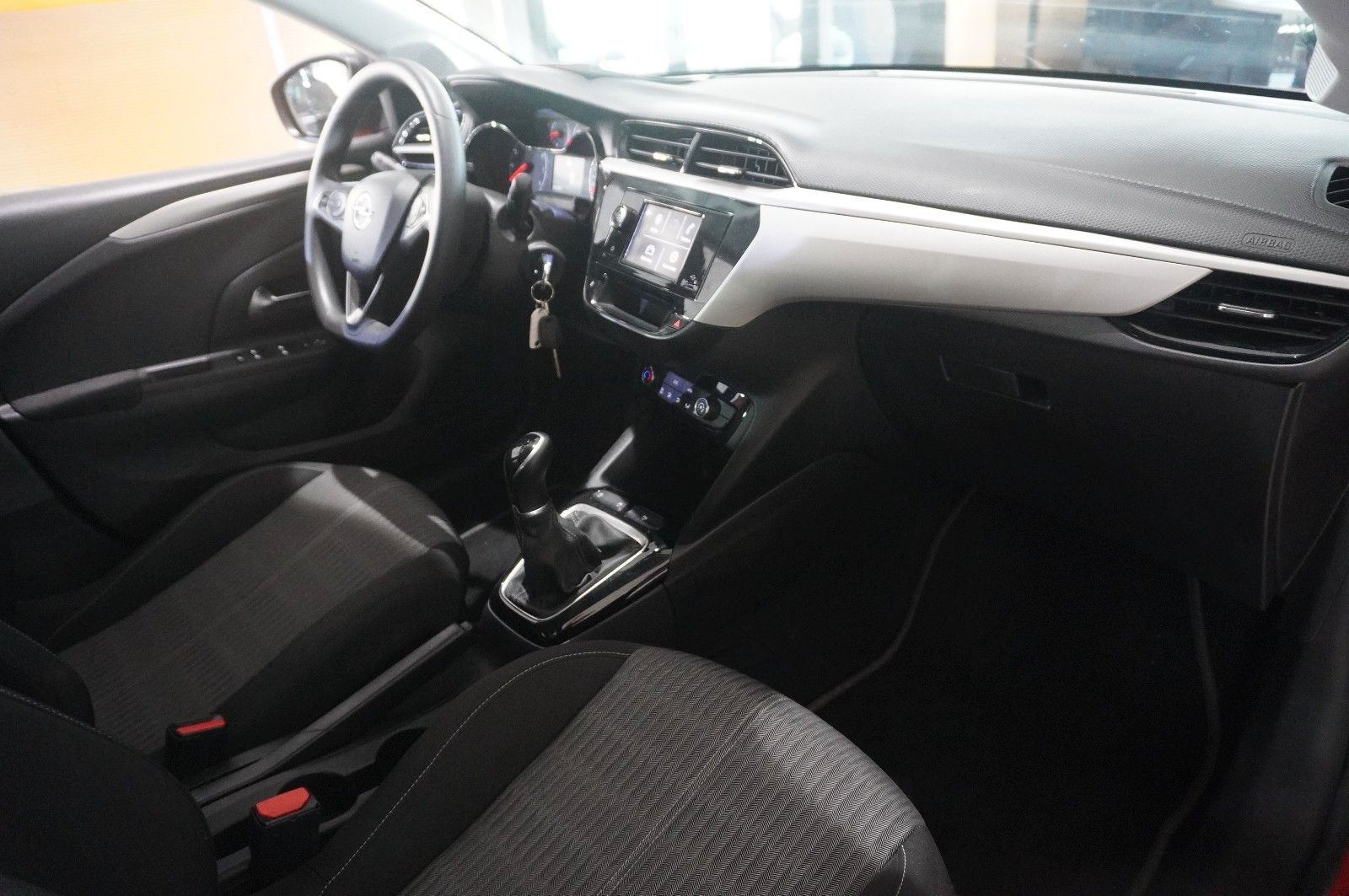 Fahrzeugabbildung Opel Corsa F 1.2 EDITION KLIMA/PDC/USB/TEMP./BT