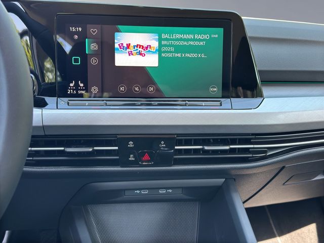 Golf VIII Variant 2.0 TDI Life SHZ NAVI ACC LED