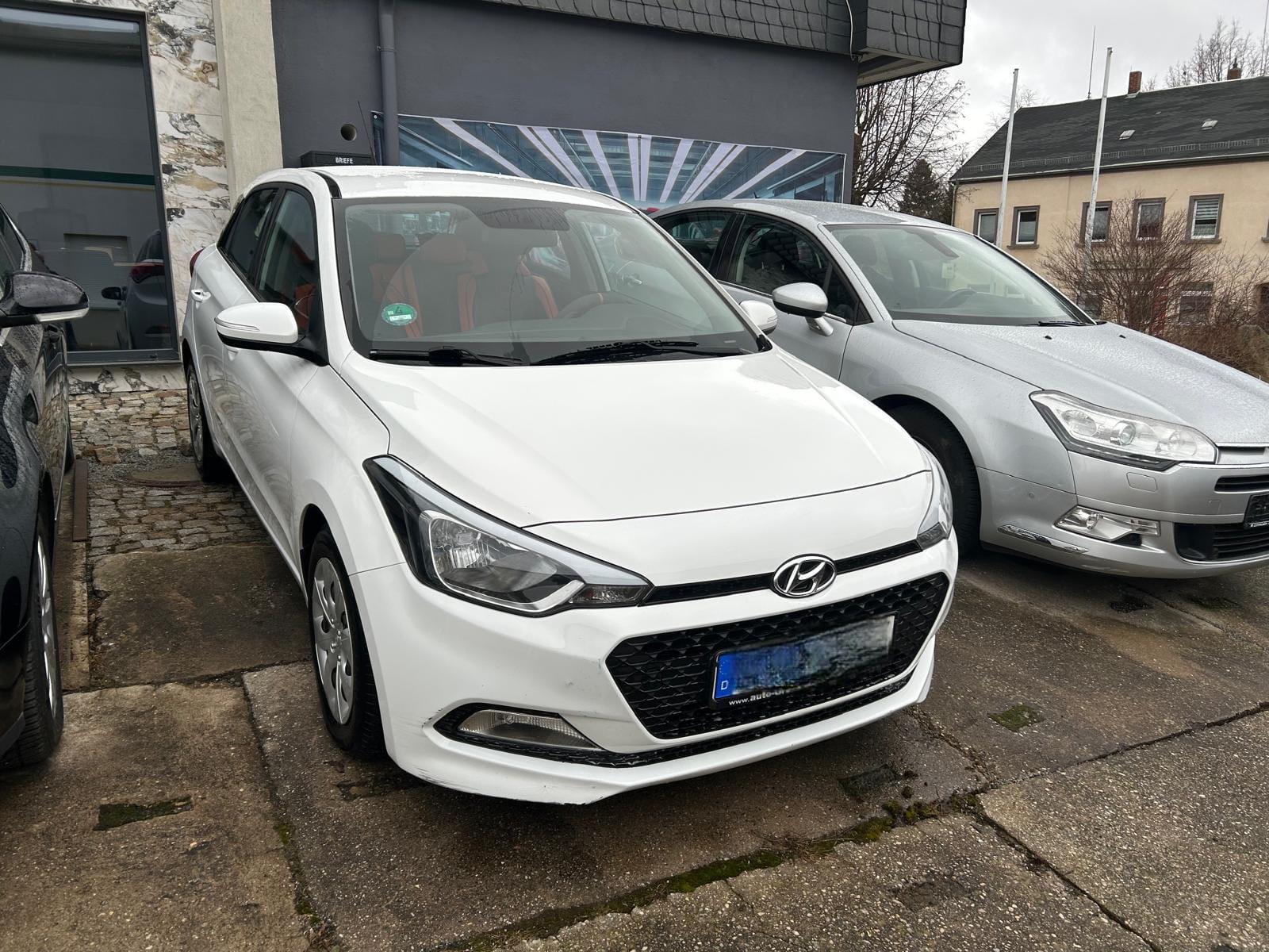 Hyundai i20  1,4 CRDi mit Klima