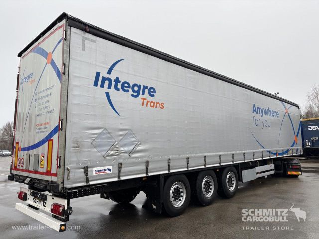 Schmitz Cargobull Curtainsider Standard