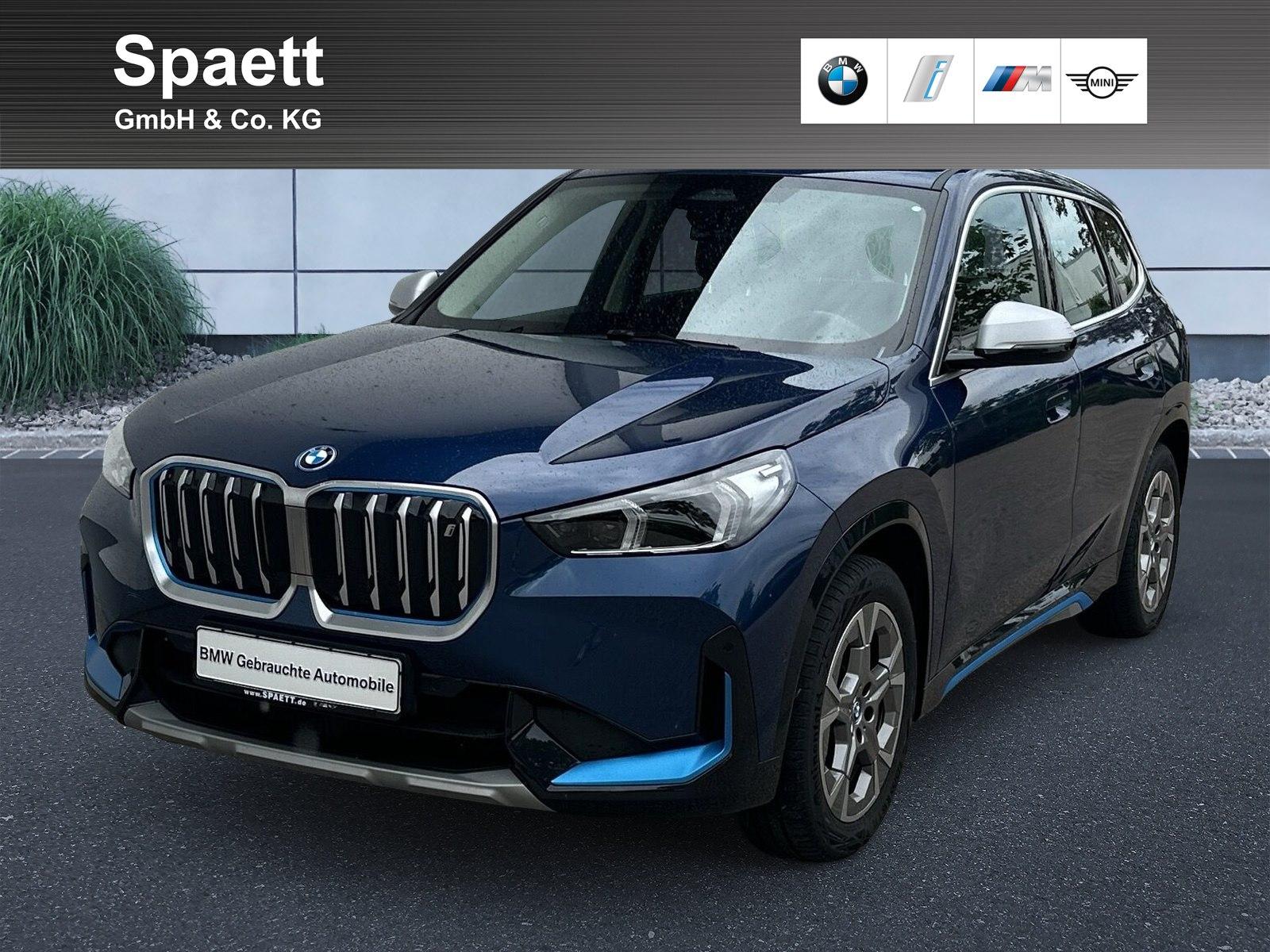 BMW iX1 xDrive30 xLine HK HiFi DAB LED Komfortzg.
