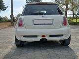 MINI John Cooper Works - weiße MINI John Cooper Works