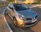 Renault Clio Renault Sport F1-Team R27 - Renault Clio: Sport F1 R27