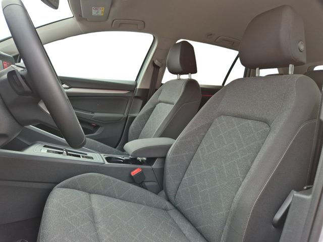 Volkswagen Golf VIII Variant Life 1.5 eTSI 7-Gang-DSG