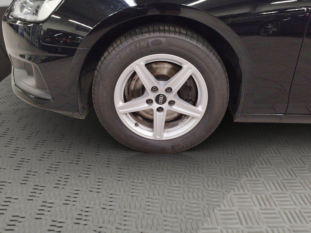 Audi A4 Avant 35 TDI S tronic MMI Navi plus imagem 3