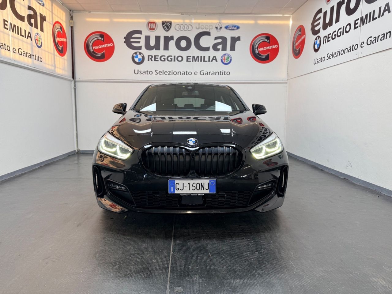 BMW Bmw F40 118d 150CV 5p. Msport 07/2022 EURO 6D TE imagem 2