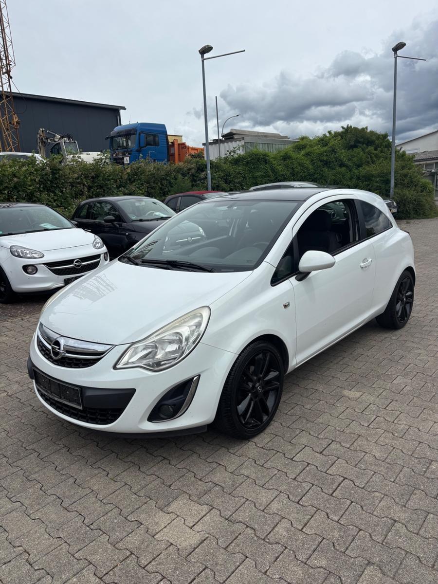 Opel Corsa D Color Edition