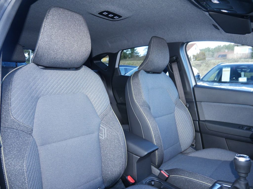 Fahrzeugabbildung Renault Captur Techno TCe 140 Mild Hybrid