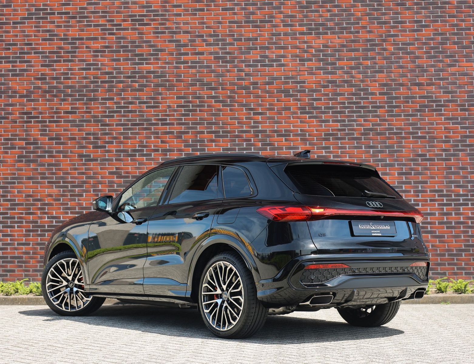 Audi Q5 e-hybrid quattro Competition imagem 2