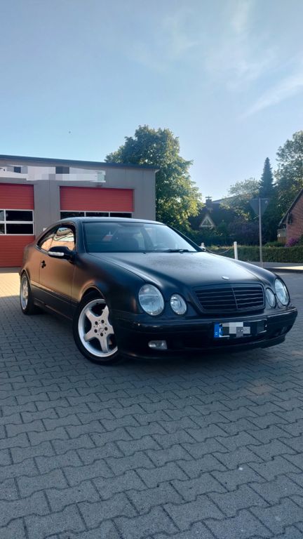 Mercedes-Benz CLK 320