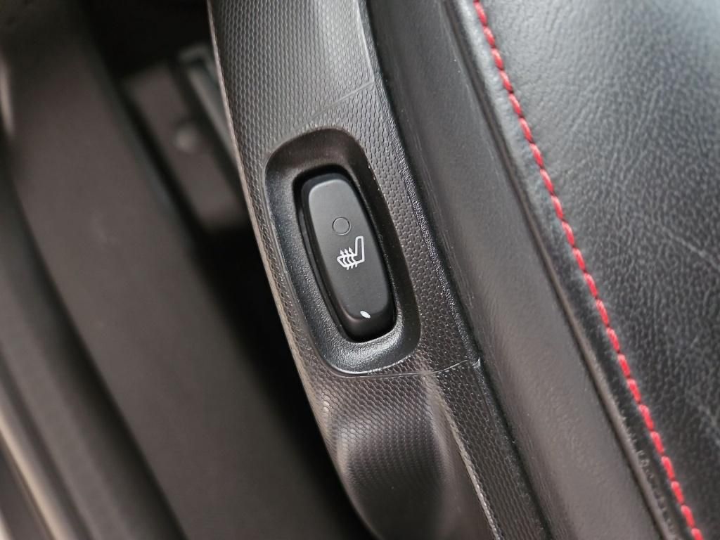Fahrzeugabbildung Smart fortwo 52 kW passion Brabus LED Navi SHZ Pano