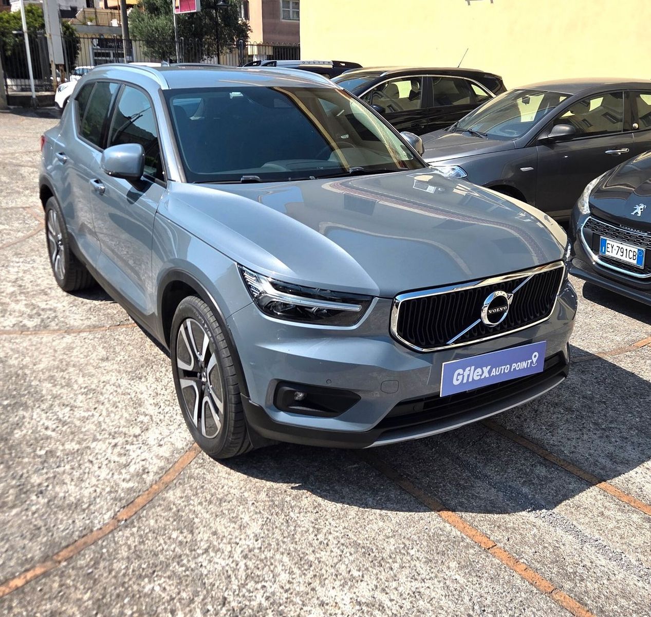 Volvo XC40 D3 AWD AUTOM. FULL KM 107000 BEN TENU imagem 2