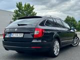 Skoda Superb 1.8 TSI Ambition Combi Ambition - Skoda Superb Ambition mit Benzin-Antrieb