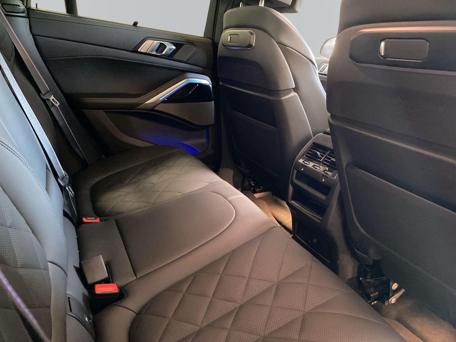 BMW X6 - Bild 10