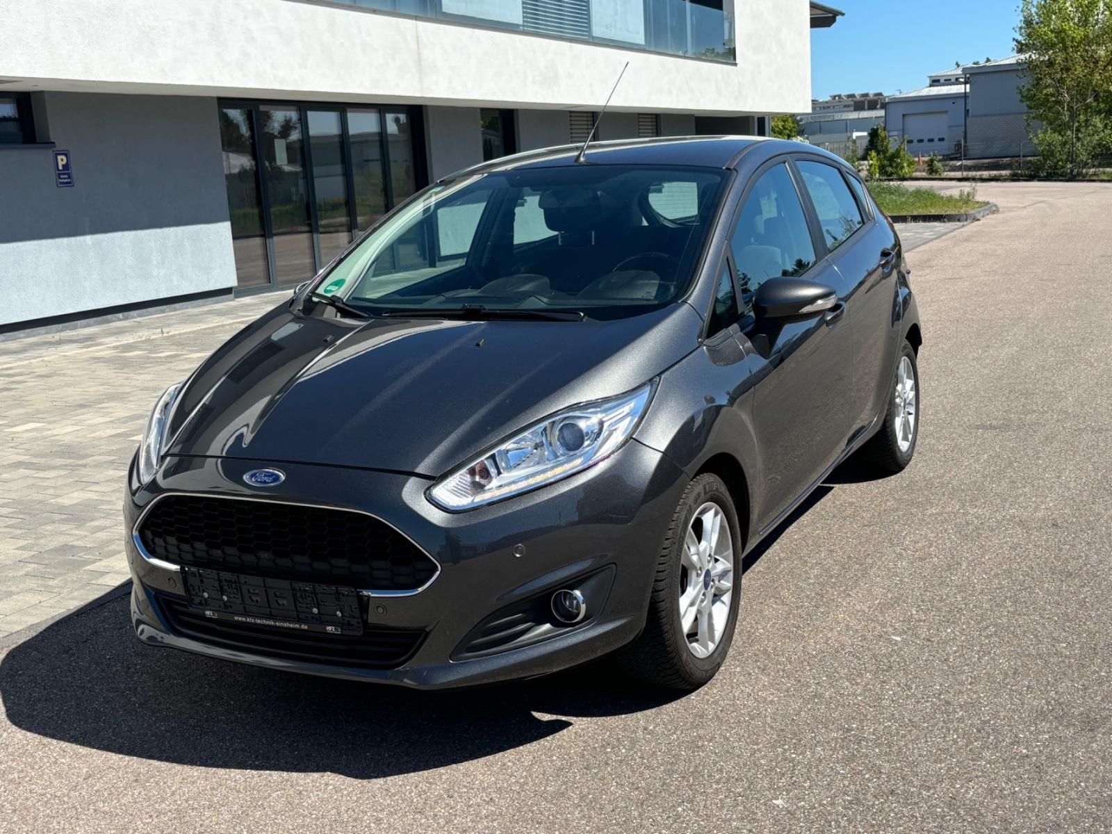 Ford Fiesta/Automatik/Navi/Tüv+Service eu/1Hand