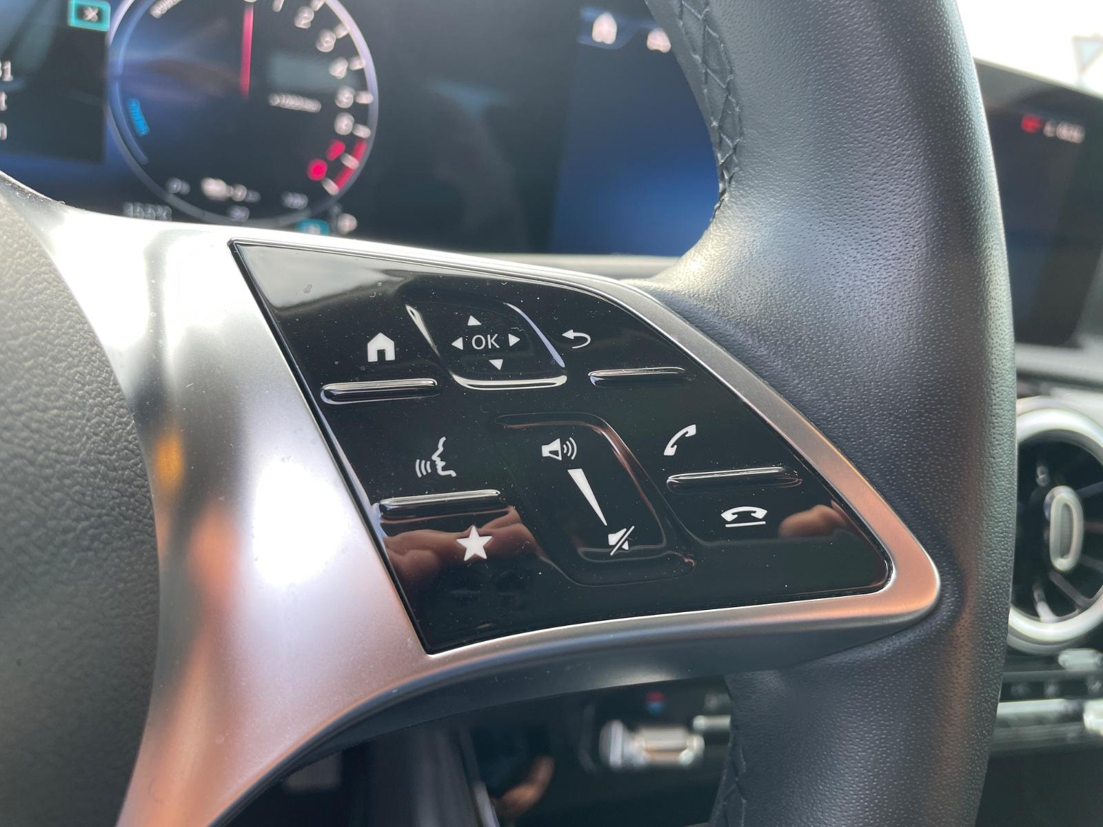 Mercedes-Benz A 250 e LED Tempomat
