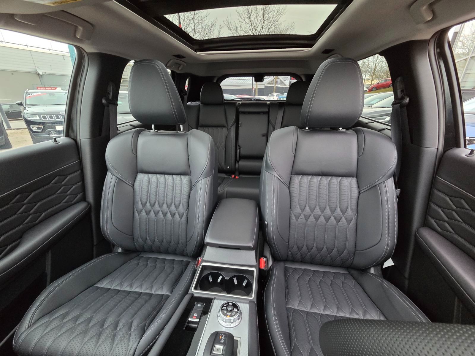Mitsubishi Outlander - Bild 13