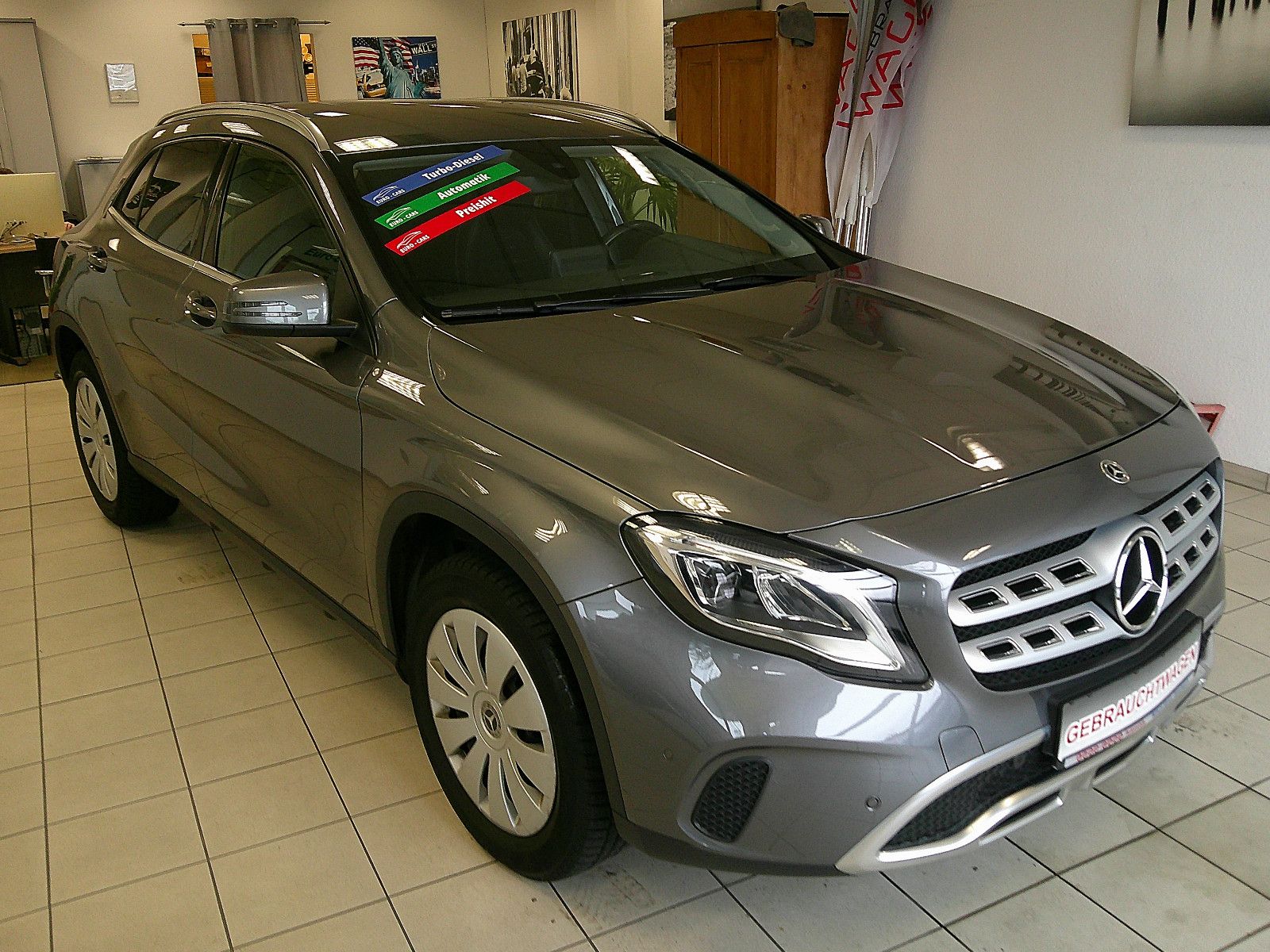 Fahrzeugabbildung Mercedes-Benz GLA 220 CDI / d 4Matic / LED / NAVI / KAMERA