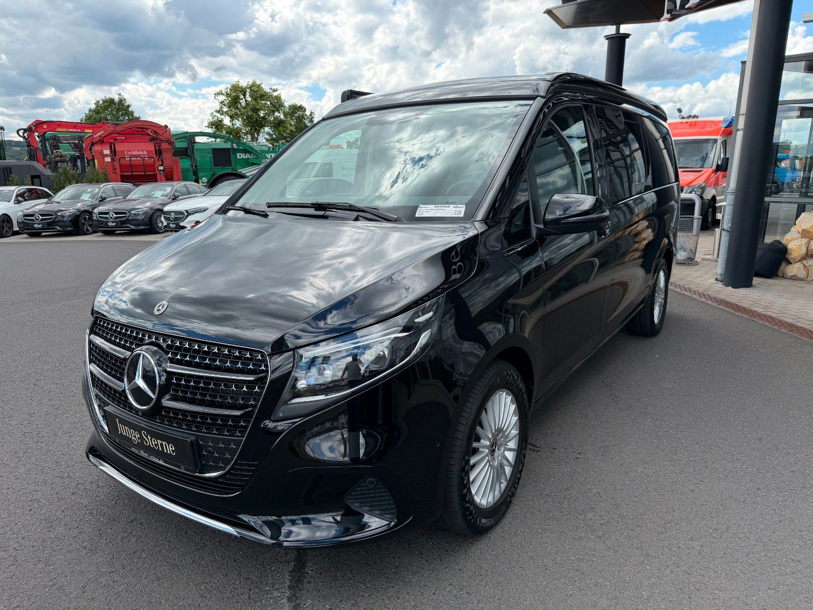 Fahrzeugabbildung Mercedes-Benz V 250 d Marco Polo 4MATIC AIRMATIC AHK2,5 Markis