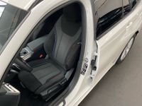 BMW 330 - Vorschau Bild 11