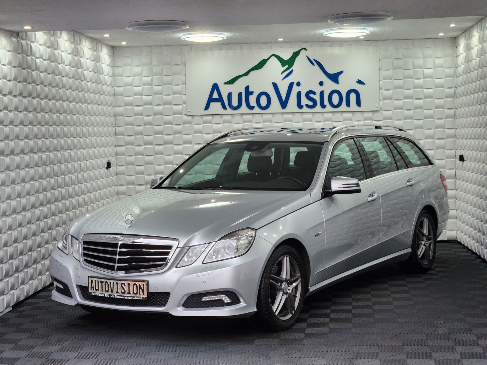 Mercedes E 350 - 1