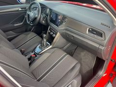 VW T-Roc 1,5 TSI KLIMA,NAVI,PANO,ESP,MFL,MFD,SHA