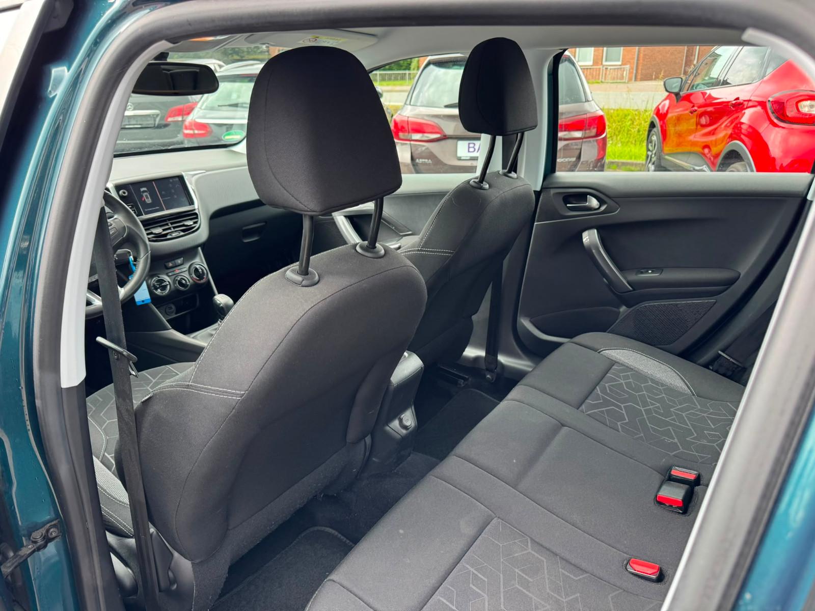 Peugeot 2008 Active TÜV/NAVI/KLIMA/TEMPOMAT/WARTUNG NEU